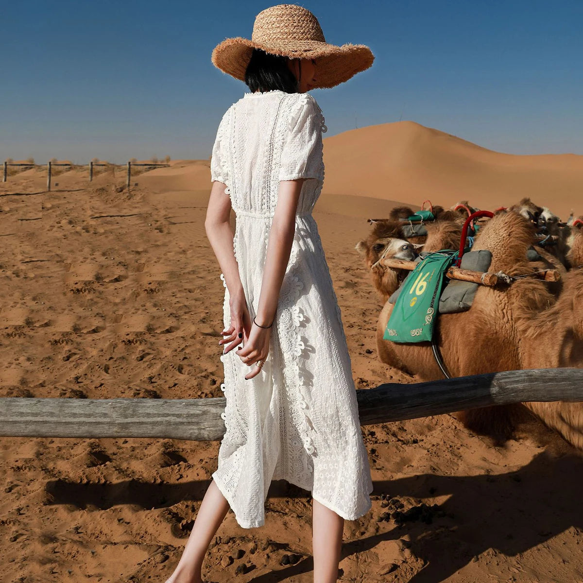 Vestido Ibicenco Vintage con Corte Ajustado Midi