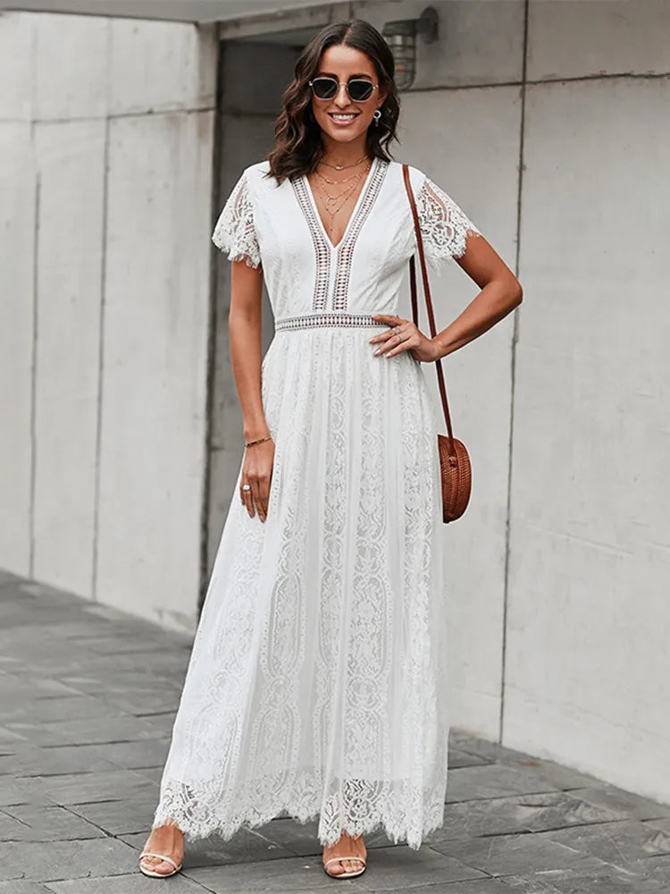 Vestido Ibicenco Blanco de Encaje Floral