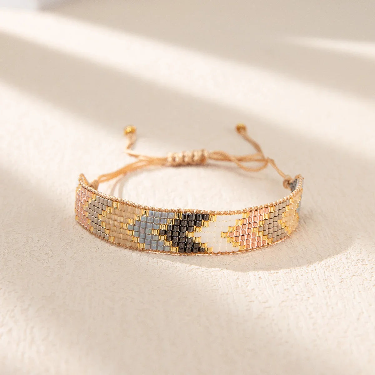 Pulsera Ibicenca Boho Ajustable con Cuentas Finas