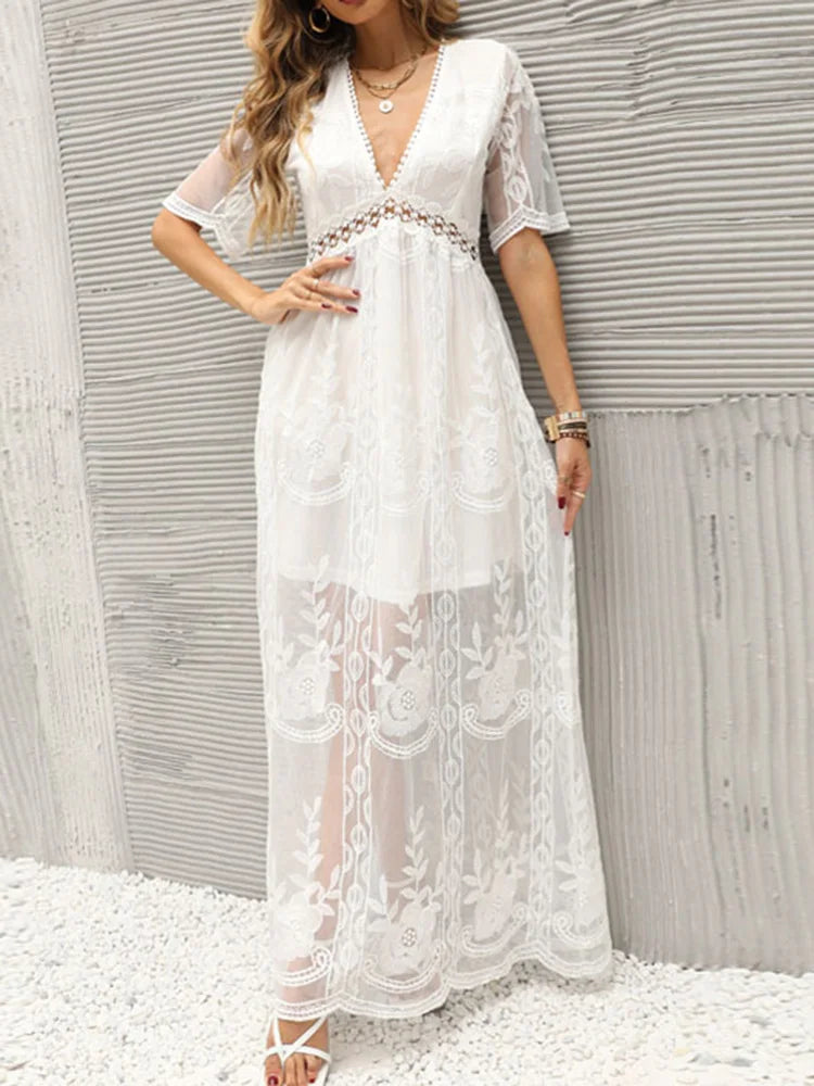 Vestido Ibicenco Boho Blanco con Bordado y Encaje de Verano