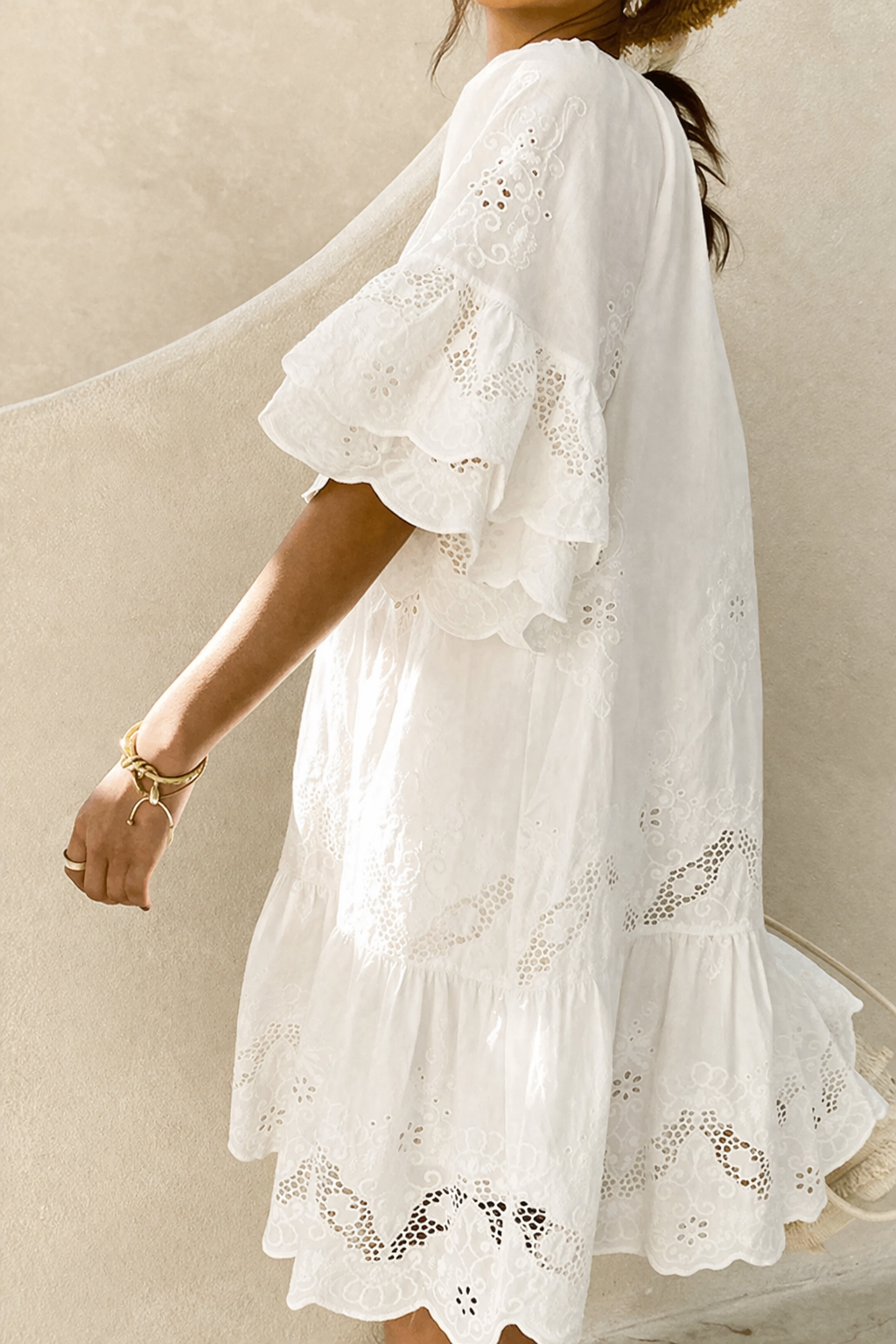 Vestido Ibicenco Boho Chic con Flecos en Encaje Blanco short white boho dress
