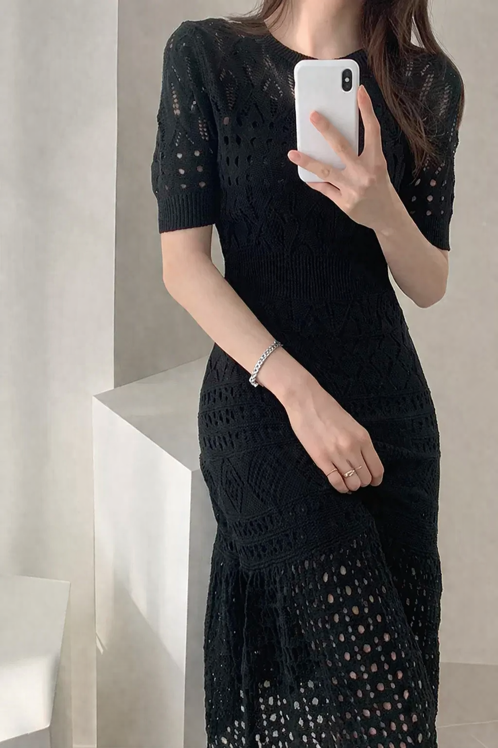 Vestido Ibicenco de Punto Ajustado Estilo Sirena con Detalle Calado y Manga Corta long black boho dress