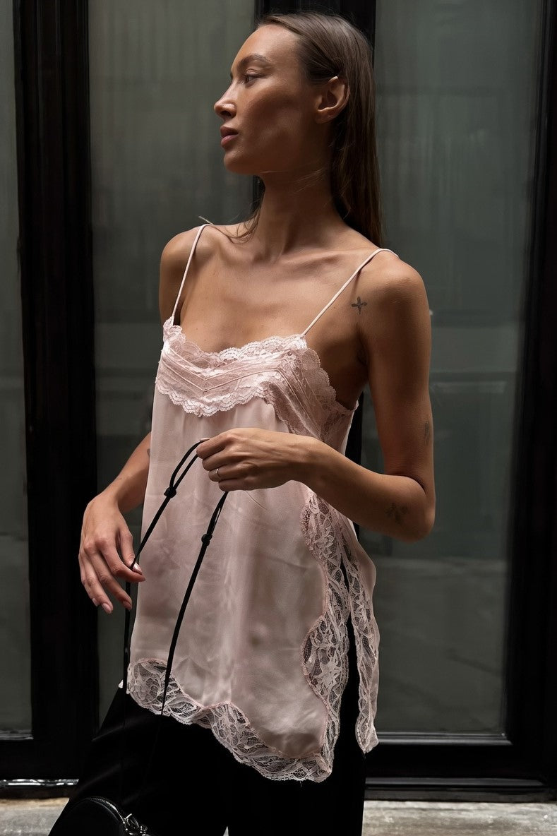 Camisola Ibicenco de Seda Satinada con Encaje para Verano satin pink summer top with lace