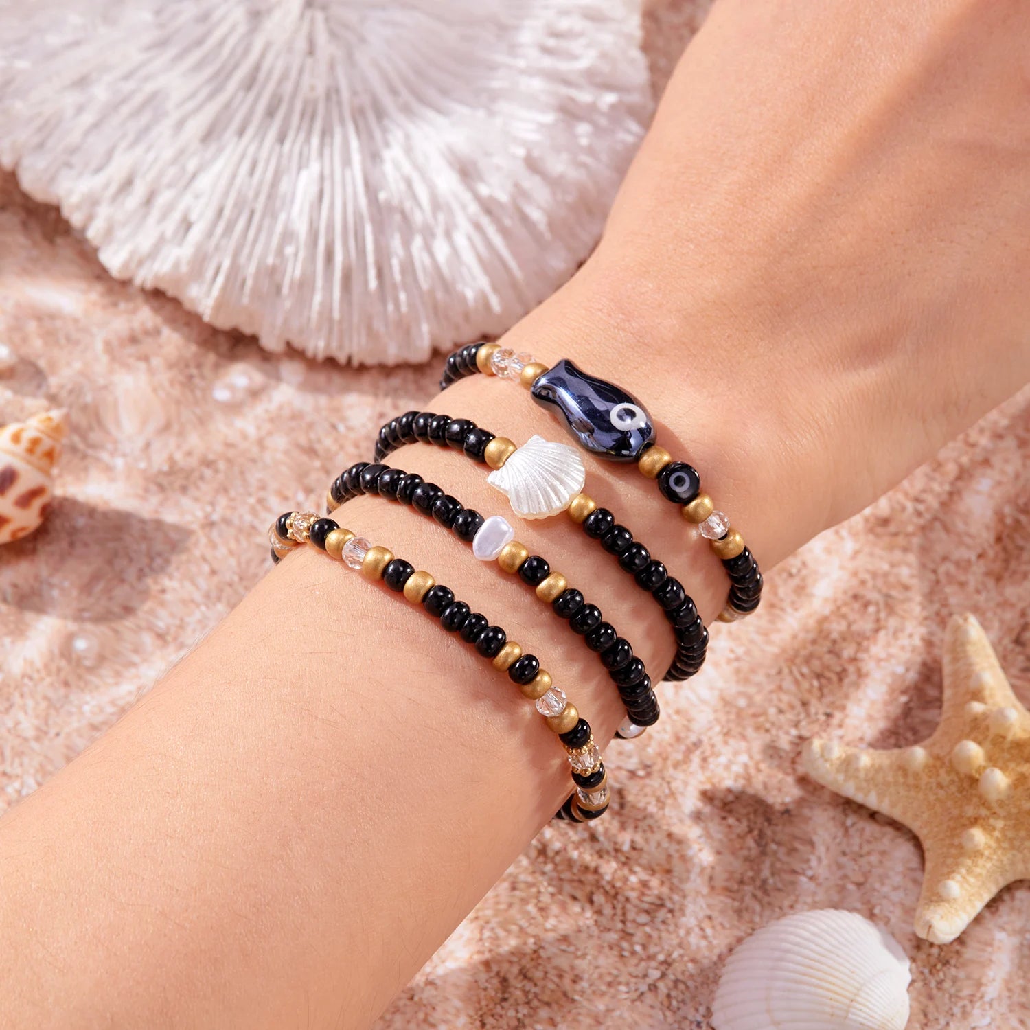 Pulsera Ibicenca Boho con Detalles Marinos y Estilo Artesanal boho bracelet