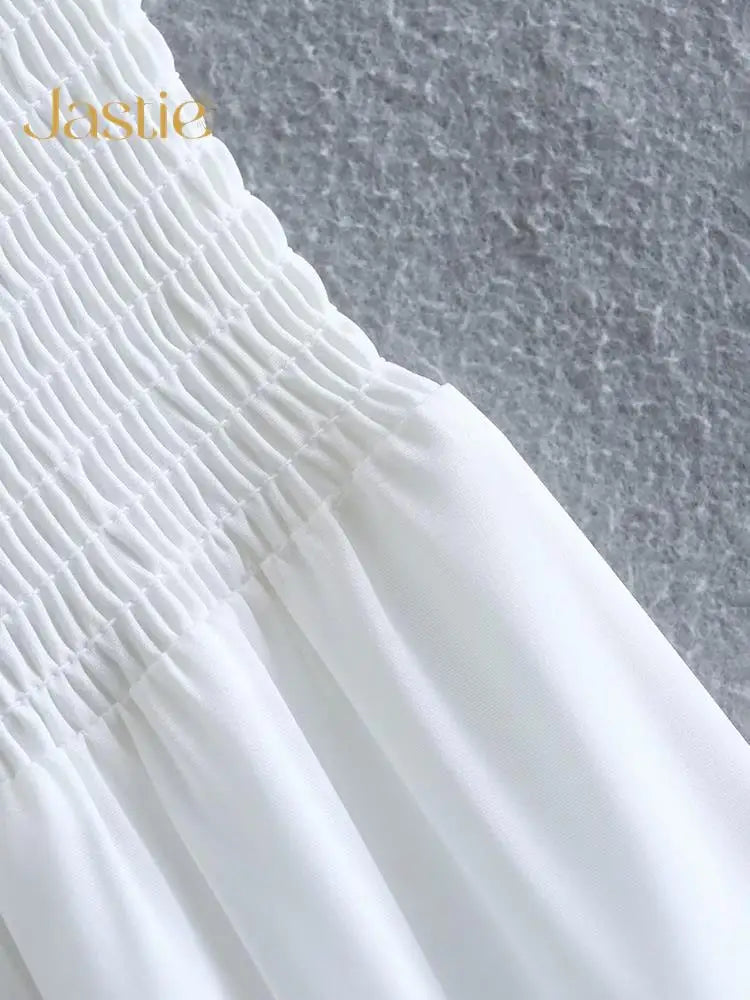 Vestido Ibérico de Verano Blanco A-Line con Hombro Descubierto y Detalle de Encaje