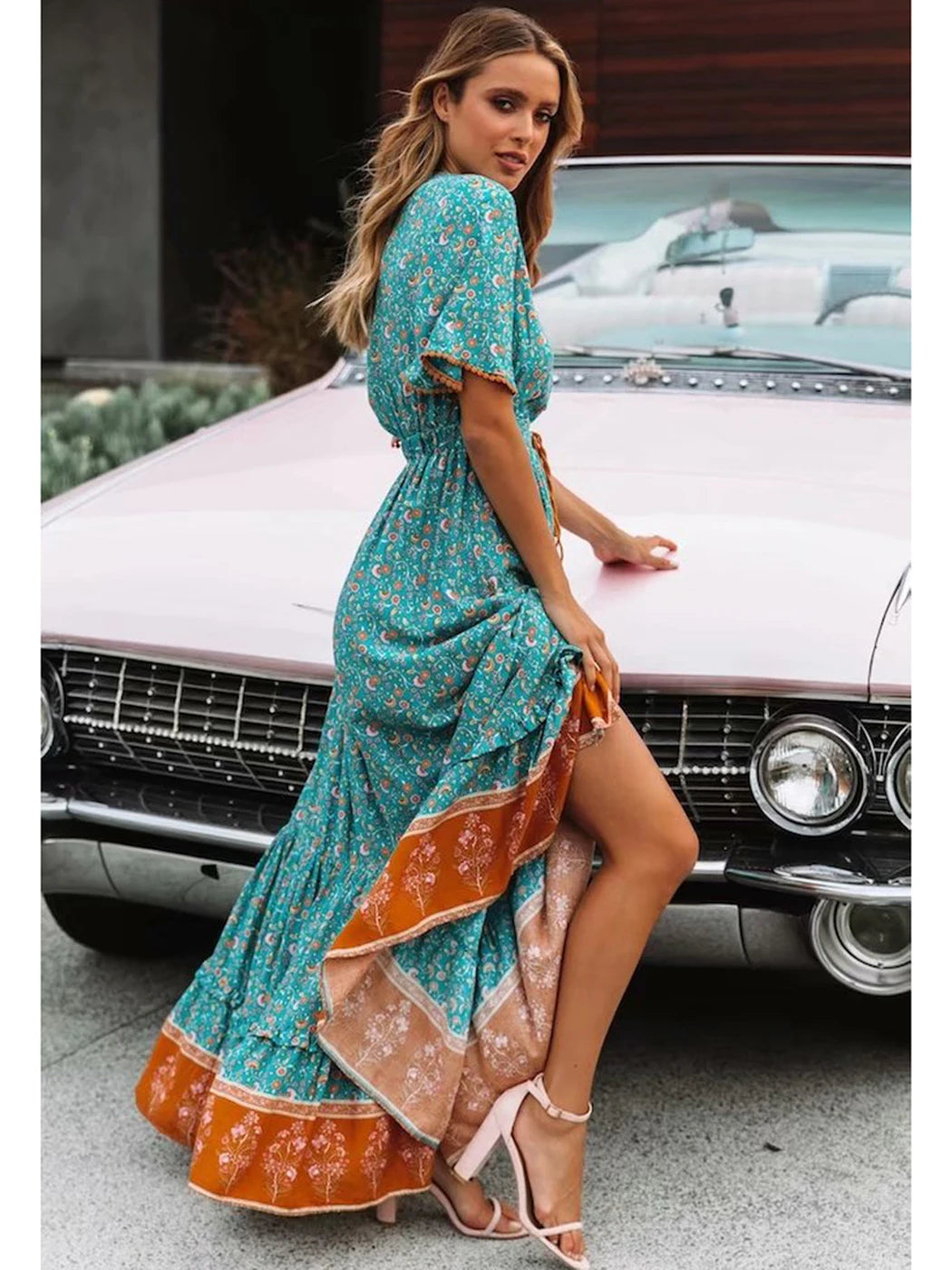 Vestido Ibicenco con Cintura Ajustable y Volante Delicado