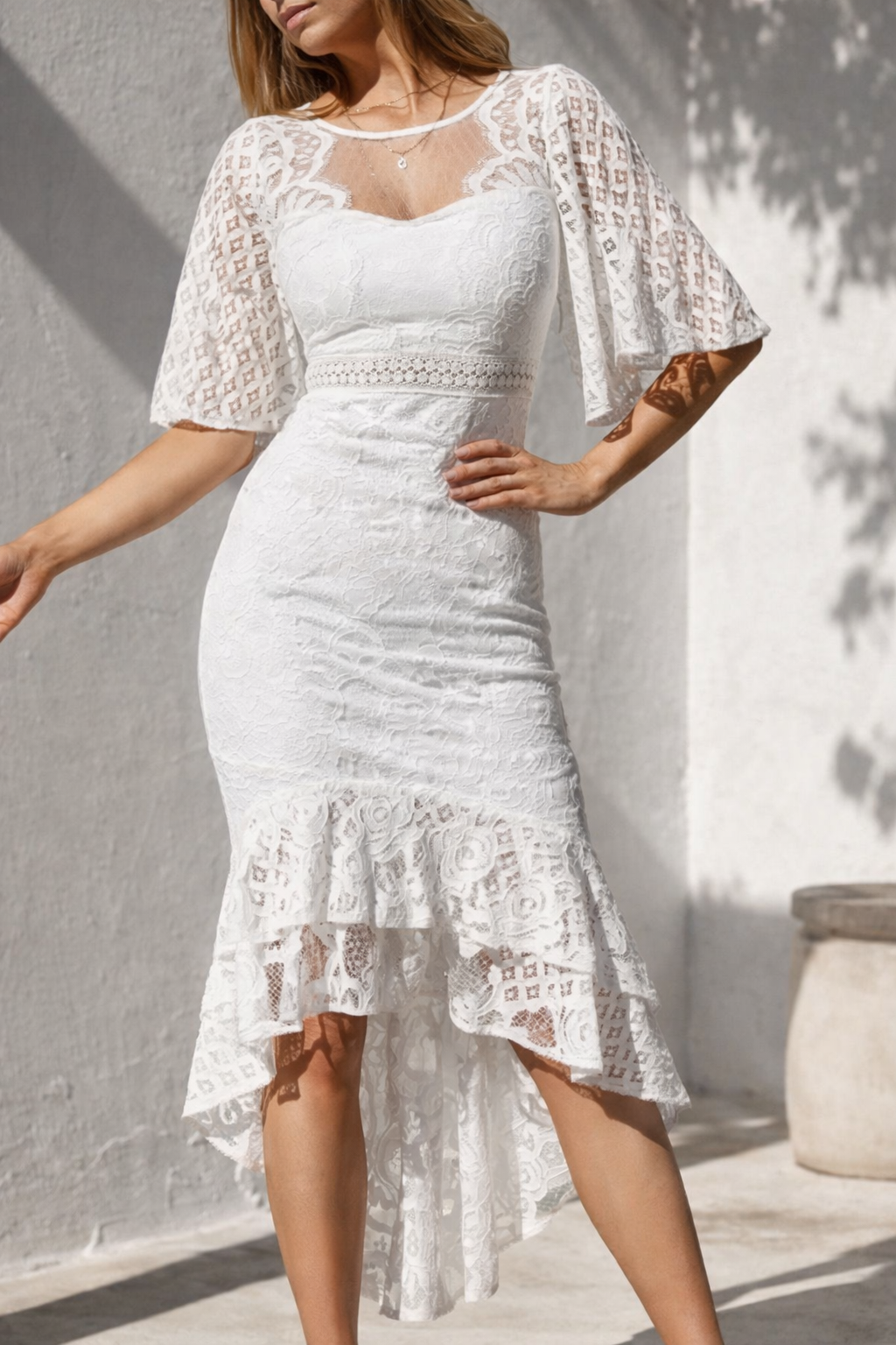 Vestido Ibicenco de Encaje Blanco con Diseño de Sirena y Espalda Descubierta white boho dress